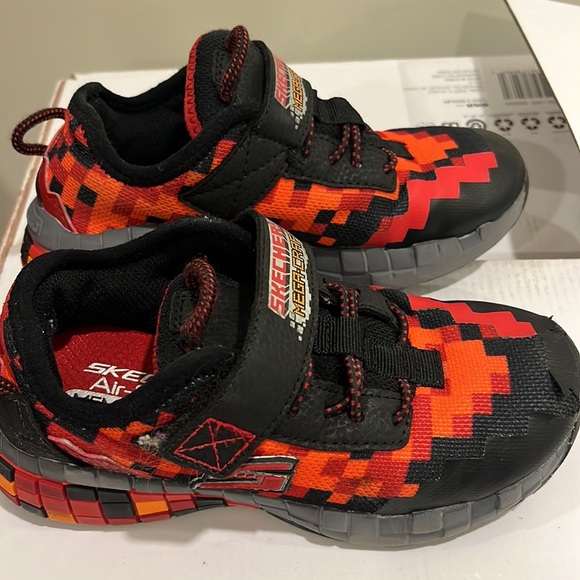 boys skechers - Picture 2 of 3